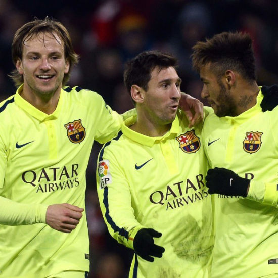 意大利力克皇马，范佩西统治全场