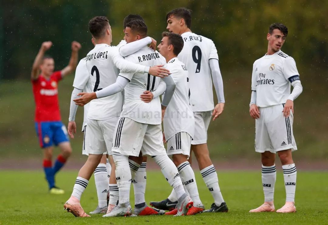 包含皇马力克AC米兰，布鲁诺完成帽子戏法的词条