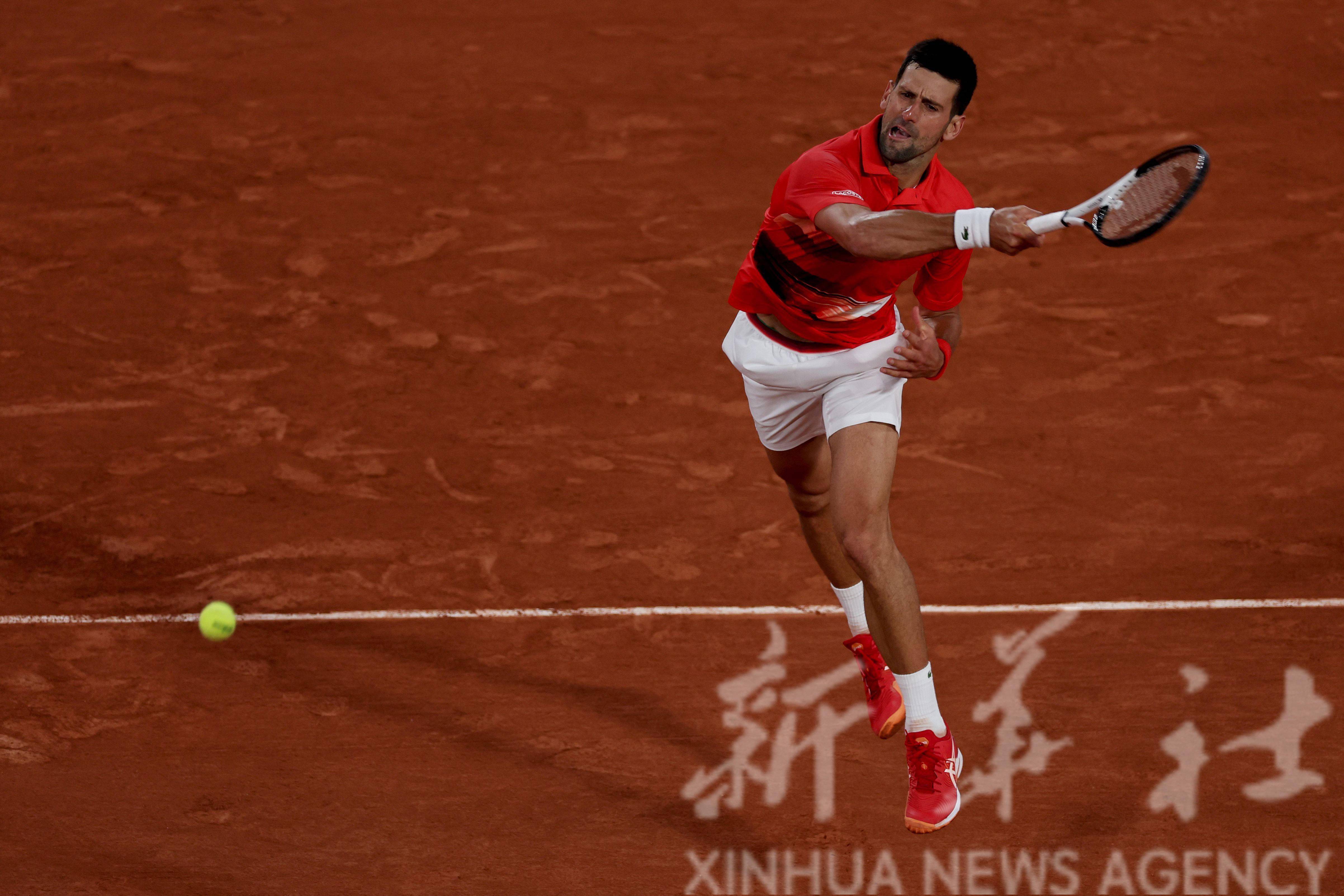 包含日本网球队完胜德国网球队，德约科维奇完成帽子戏法的词条