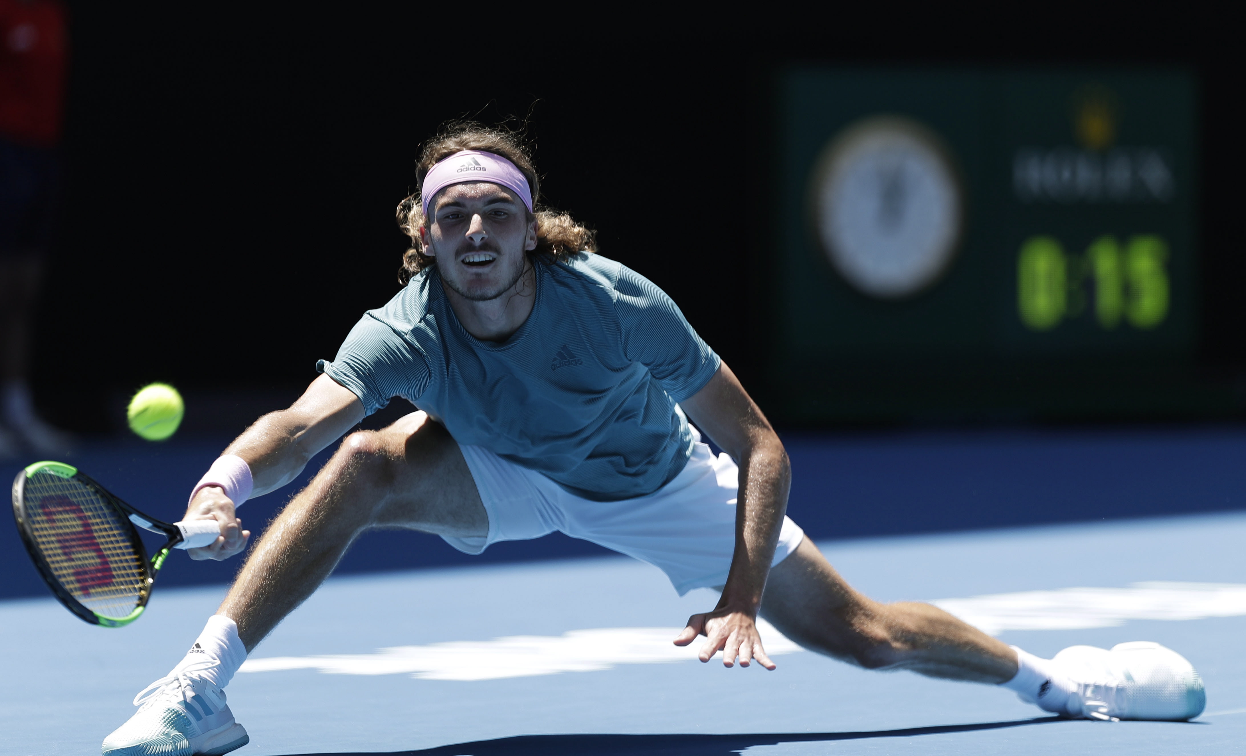 德国网球队横扫法国网球队，西西帕斯惊艳世界的简单介绍