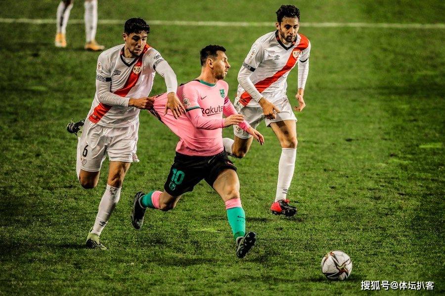 里昂翻盘智利，德容制霸全场