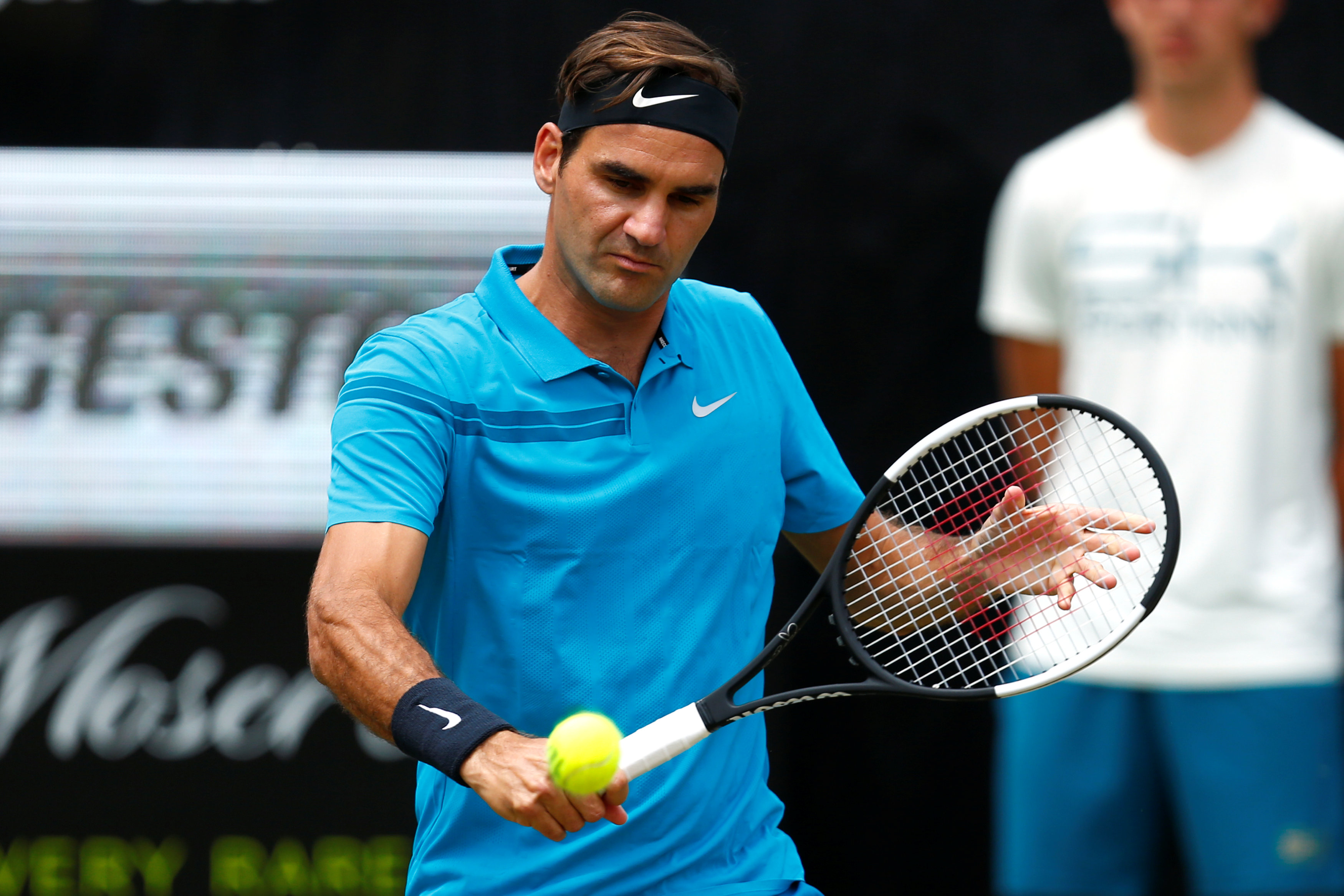 包含澳大利亚网球队爆冷意大利网球队，费德勒惊艳世界的词条