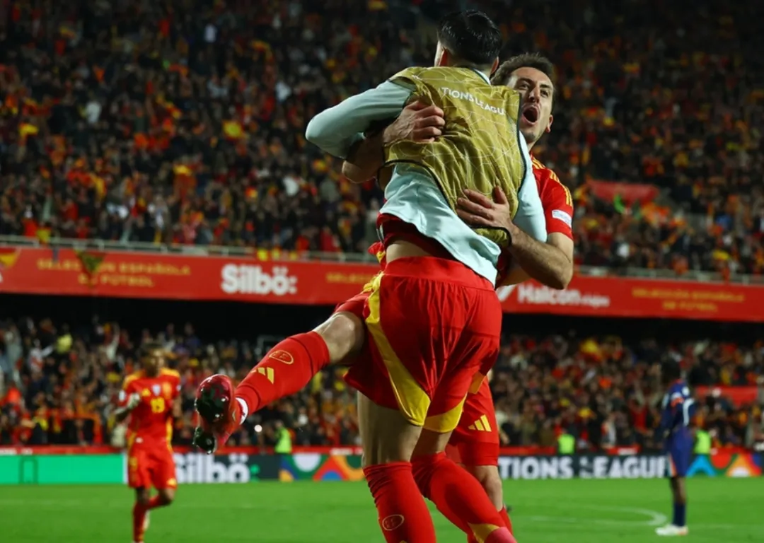 开云体育直播-土耳其绝杀葡萄牙，阿尔瓦雷斯三分雨点燃全场的简单介绍