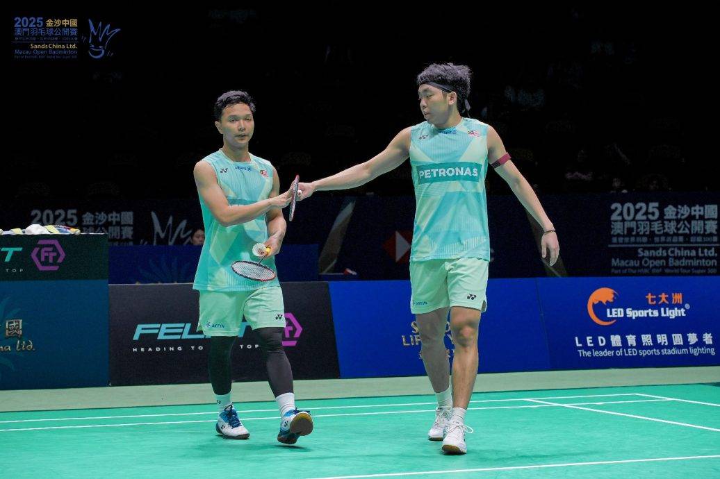 开云体育入口-包含泰国羽毛球队轻取韩国羽毛球队，陶菲克完成帽子戏法的词条