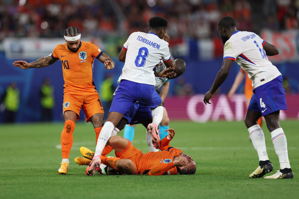 波兰惨败落后群雄,欧洲杯前景蒙上阴影的简单介绍 波兰惨败落后群雄,欧洲杯前景蒙上阴影的简单介绍