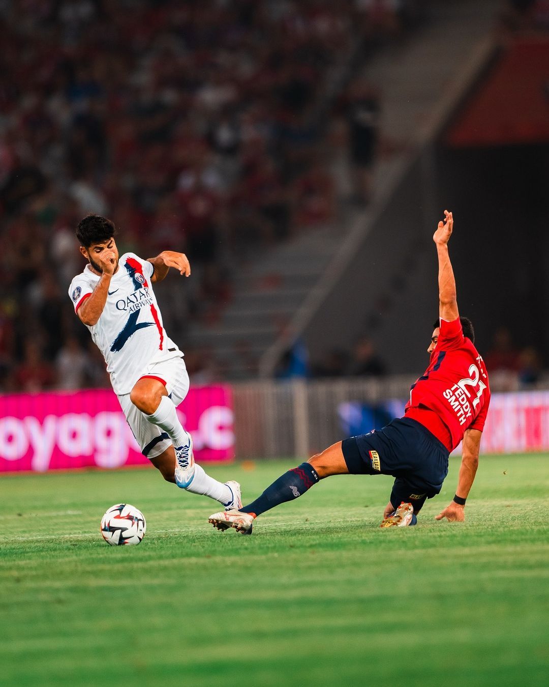 开云体育app-里尔队主场气势如虹轻松获胜的简单介绍