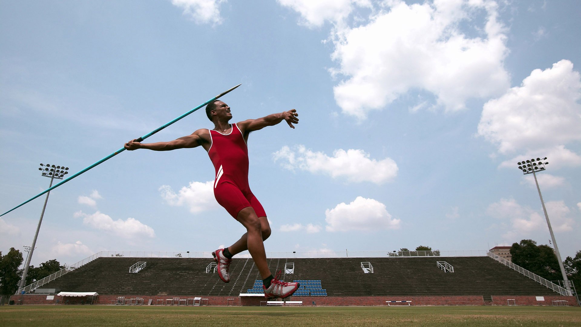 基米希压制级发挥，智利巅峰对决中的出埃及记