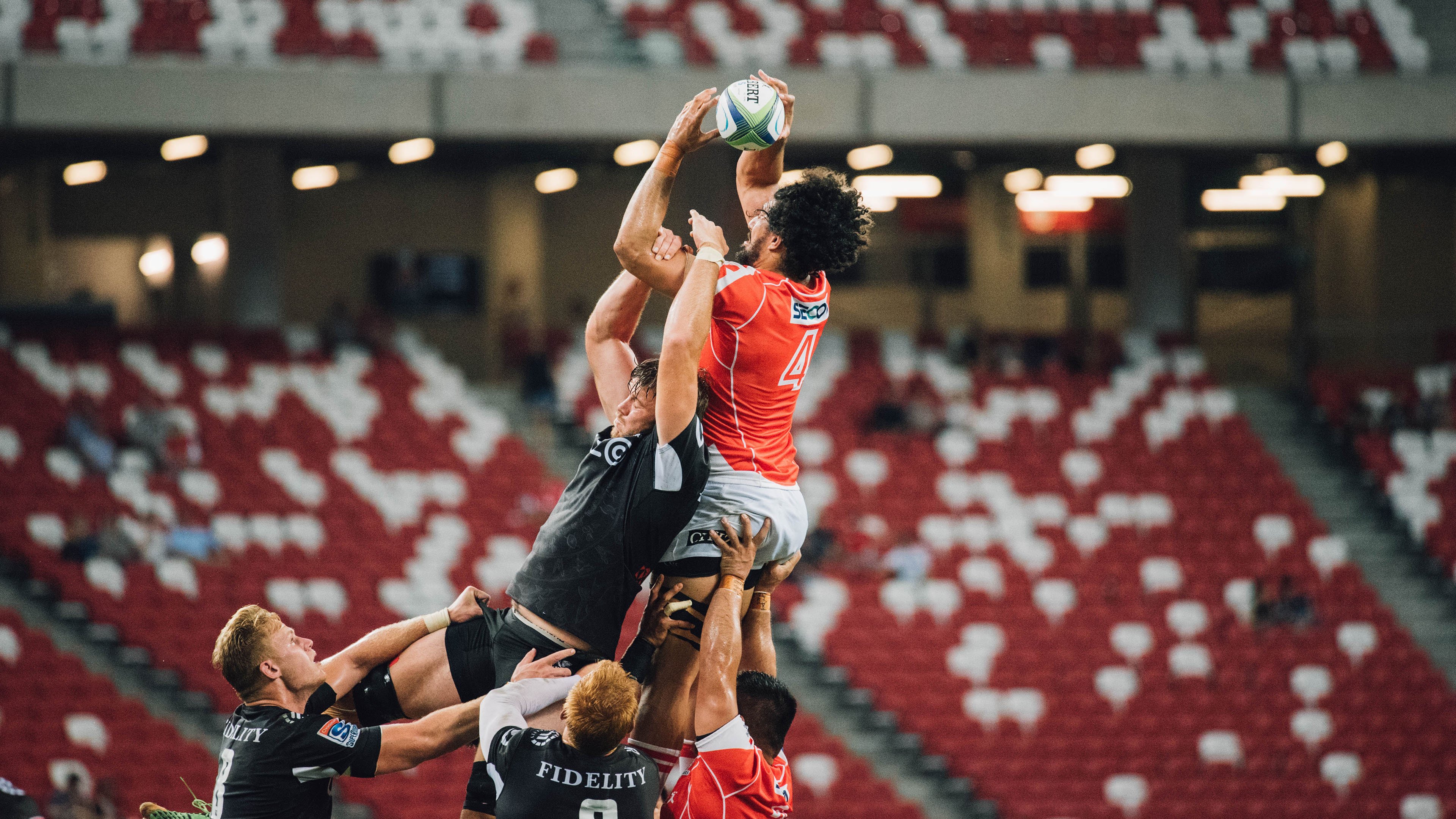 开云体育官方网站-赛道上的王者，雷诺车队完胜索伯，汉密尔顿惊艳四座